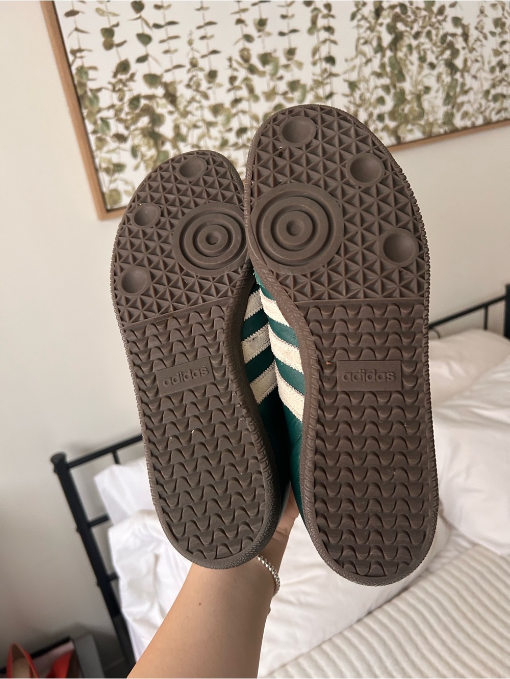 adidas Samba Sneaker in Green and Cream - Picture 4 of 8